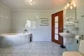 Cottage 263 m² Papiarnianski sielski Saviet, Belarus