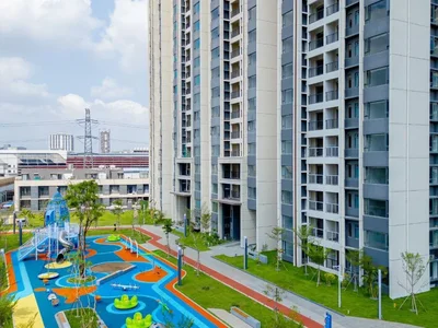 Apartment building R&F CITY